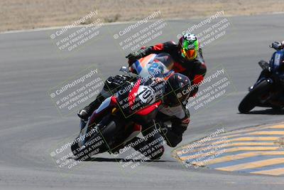 media/Apr-09-2023-SoCal Trackdays (Sun) [[333f347954]]/Turn 10 (115pm)/